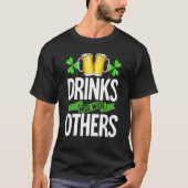 Drinks Well With Others Shirt Drinks Well With Oth (Vorderseite)