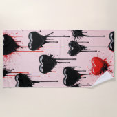 Dripping Black Hearts Pattern – Dark Love Art Strandtuch (Vorderseite)
