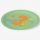 Dritter Geburtstag - Baby-Dinosaurier-Party Pappteller (Schrägansicht)