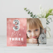 Dritter Geburtstag Silberballon | Rosa Foto Party Einladung (Stehend Vorderseite)