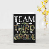 Dritter Schulabschluss in Camouflage 1. Karte (Gelbe Blume)