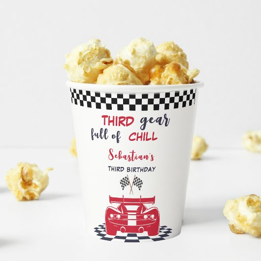 Drittes Fanggerät voller kühler dritter Kindergebu Pappbecher