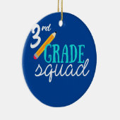 Drittes Schulteam für den dritten Platz Keramik Ornament (Rechts)