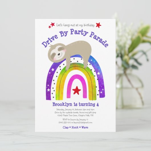Drive By Birthday Sloth Kawaii Boho Rainbow Modern Einladung (Stehend Vorderseite)