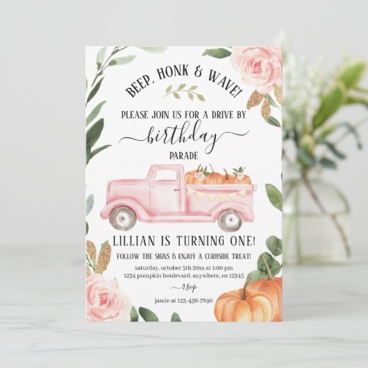 Drive by Pumpkin Birthday Einladung (Stehend Vorderseite)