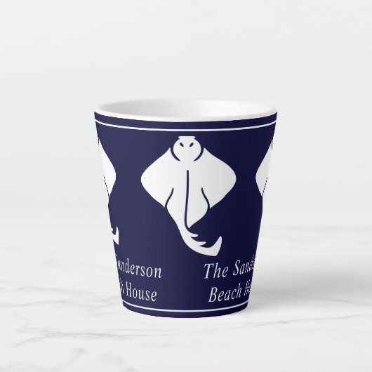 Drk Navy Blue Coastal Nautical Stingray Manta Ray Milchtasse (Vorderseite)