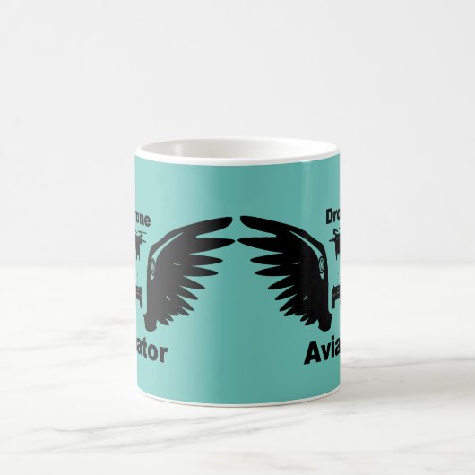 Drohnenaviator Kaffeetasse (Mittel)