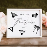 Drop Your Panties Lingerie Brautparty Fotodruck<br><div class="desc">Stellen Sie dieses lustige Foto-Print in Ihr Brautparty!</div>