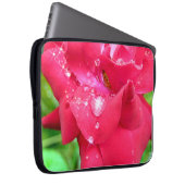 Droplets on Petals Laptop Sleeve (Vorne Rechts)
