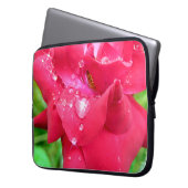 Droplets on Petals Laptop Sleeve (Vorderseite Links)