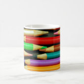 Druck der bunten Bleistifte Kaffeetasse (Mittel)