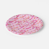 Druck der musikalischen Anmerkungen - Rosa, multi Pappteller (Schrägansicht)