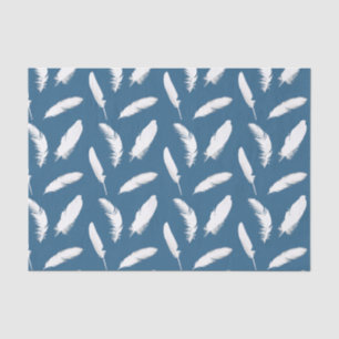 Druck der weißen Feder auf Denimblau Seidenpapier