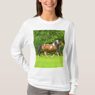 Druck eines tänzenden Calico-Pferdes Damen Obertei T-Shirt