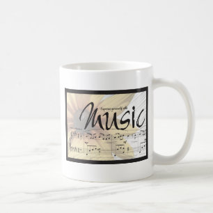 Drücken Sie sich mit der Musik-Tasse aus Kaffeetasse