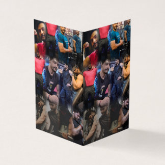 Druckerzeugnisse am Tisch Produktdesign am besten Visitenkarten