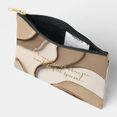 Druckgeschraubtasche in stylischer Grafik Zubehörtasche (Offen)