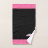 Druckkronen und Namenstext auf schwarz und rosa Badhandtuch Set (Handtuch)