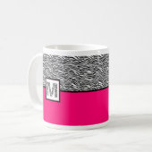 Druckmonogramm (schwarz/weiß) mit weißem Zebra Kaffeetasse (Vorderseite Links)