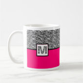 Druckmonogramm (schwarz/weiß) mit weißem Zebra Kaffeetasse (Links)