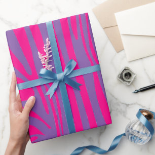Druckmuster mit rosa Zebrastreifen Geschenkpapier