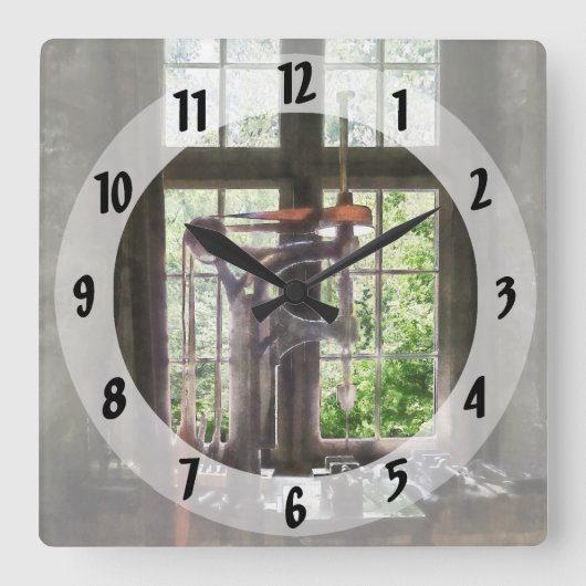Drucktaste nach Fenster Quadratische Wanduhr (Vorderseite)