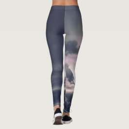 DRUCKTE LEGGINGS DUNKELKLOUEN BEI SONNENGRAU