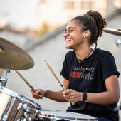 Drumatic Funny Zitat mit rotem und weißem Text T-Shirt