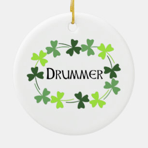 Drummer Kleeblatt Oval Keramik Ornament