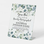 Drunken Shenanigans Fotografiert Eukalyptus Sockelschild (Vorderseite)