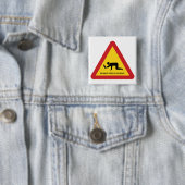 DRUNKENDE MENSCHEN ÜBERQUEREN VERKEHRSSIGN BUTTON (Beispiel)