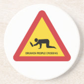 DRUNKENDE MENSCHEN ÜBERQUEREN VERKEHRSSIGN GETRÄNKEUNTERSETZER (Vorne)