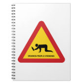 DRUNKENDE MENSCHEN ÜBERQUEREN VERKEHRSSIGN NOTIZBLOCK (Vorderseite)