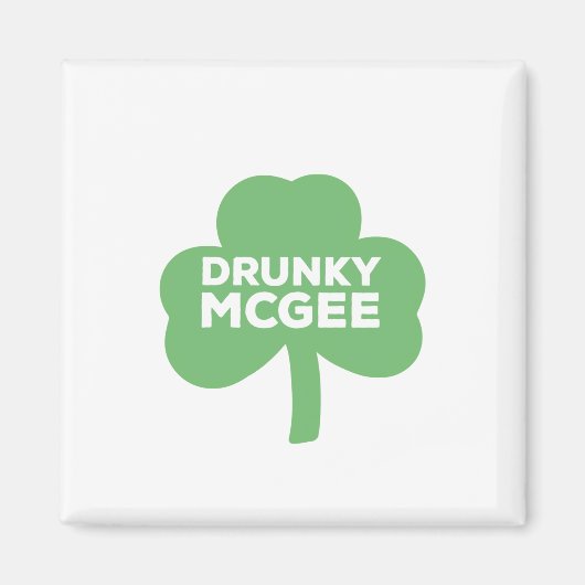 Drunky McGee St. Patrick's Day Clover Magnet (Vorne)