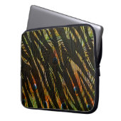Dschungelmuster Zebrastreifen und Pfauenfedern Laptopschutzhülle (Vorderseite Links)