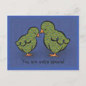 Du bist ein Extra-Special! Küken oder Pfau? humorv Postkarte (Vorderseite)