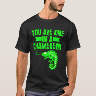 Du bist eins in einem Chameleon Puff T-Shirt