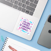 Du bist in der Lage, phantastische Dinge zu tun Aufkleber (Laptop mit iPhone)