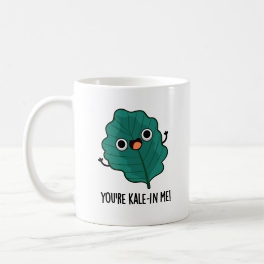 Du bist Kale-in Me Funny Veggie Kale Pun Kaffeetasse (Links)