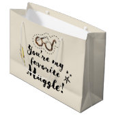 Du bist mein Lieblings-Muggle™ Große Geschenktüte (Vorderseite Schrägansicht)