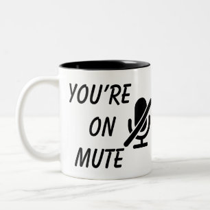 „Du bist stummgeschaltet“ WFH-Tasse für technisch  Zweifarbige Tasse