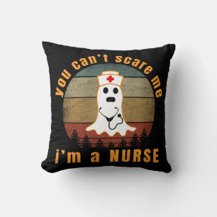 DU KANNST MIR NICHTS TUN, ICH BIN KRANKENSCHWESTER KISSEN