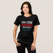 Du leuchtest anders, wenn du Jesus hast Tri-Blend Shirt (Vorderseite voll)