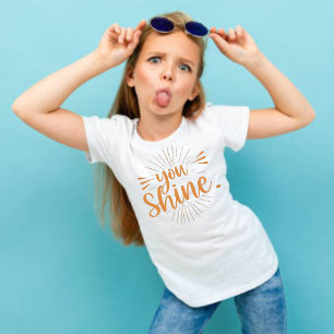 Du strahlst am besten Einzigartiges Elegantes T-Sh T-Shirt