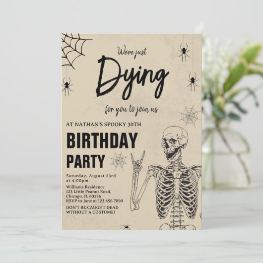 Du trägst dafür, dass du uns Halloween zum Geburts Einladung (Stehend Vorderseite)