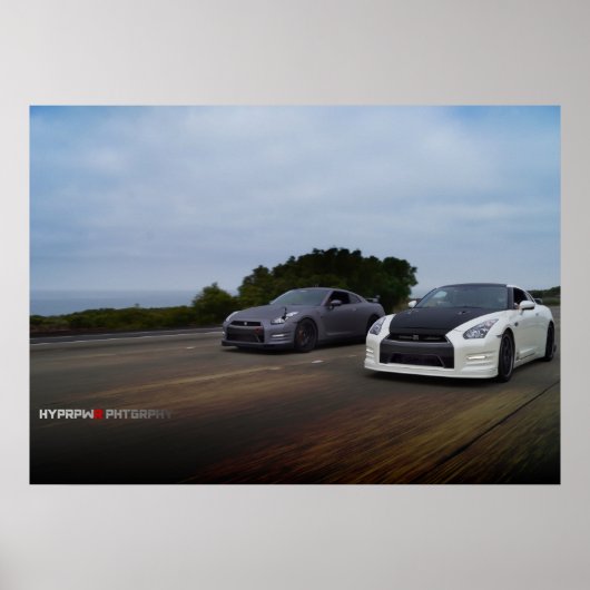"Dual" 2 Nissan R35 auf PCH Poster (Vorne)