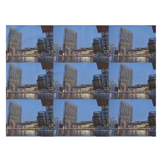 Dubai-Architektur nachts Tischdecke (Vorderseite (Horizontal))