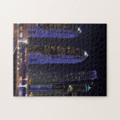 Dubai Cayan Tower in der Nacht Puzzle (Horizontal)
