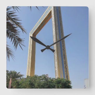 Dubai Frame building which located in Zabeel Park Quadratische Wanduhr
