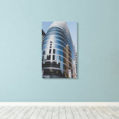 Dubai Glashochhaus Leinwanddruck (Insitu (Holzboden))